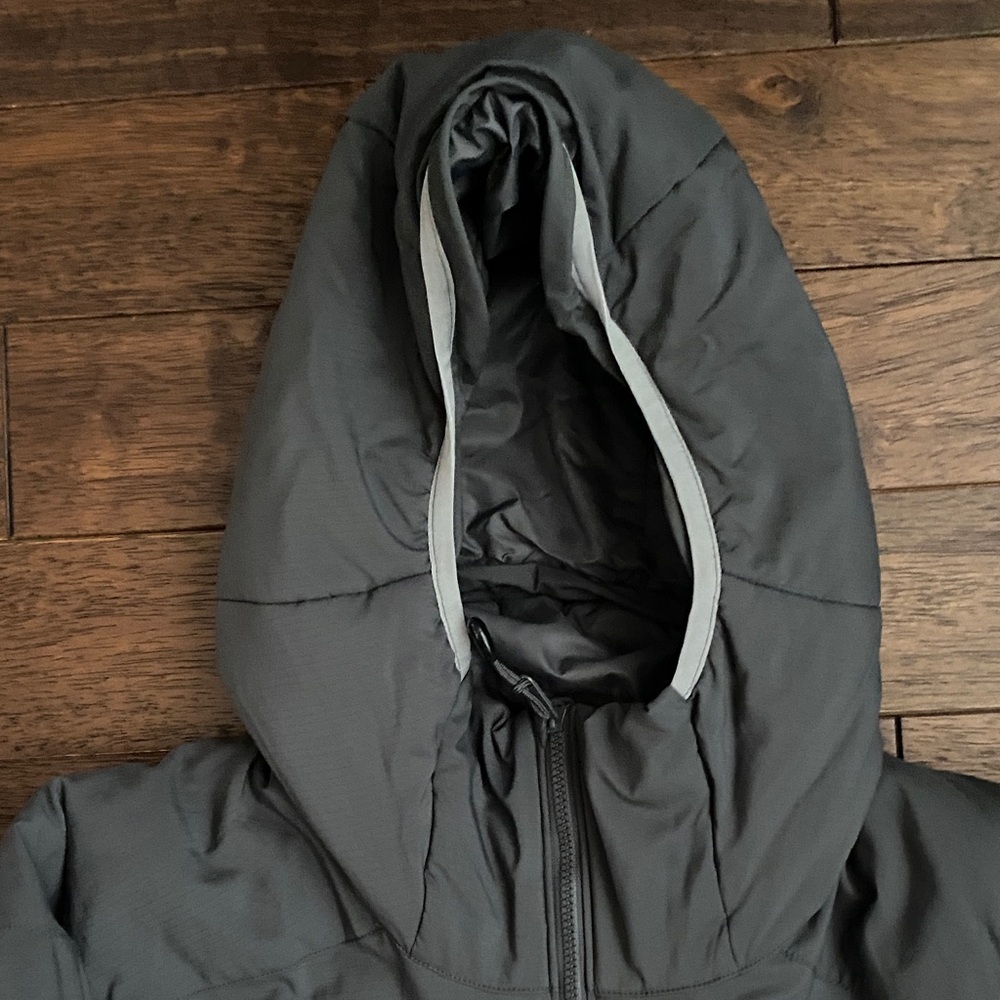 Arc'teryx Men's Hooded Puffer Jacket - Charcoal - Picture 8 of 14